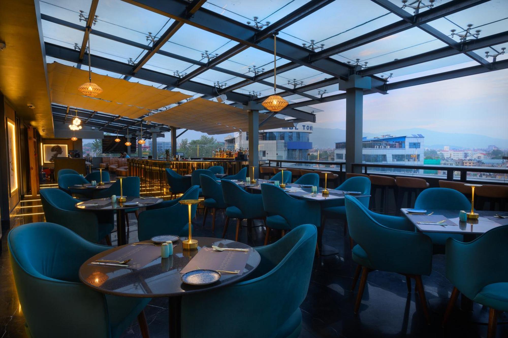 Hotel Le Himalaya Катманду Экстерьер фото