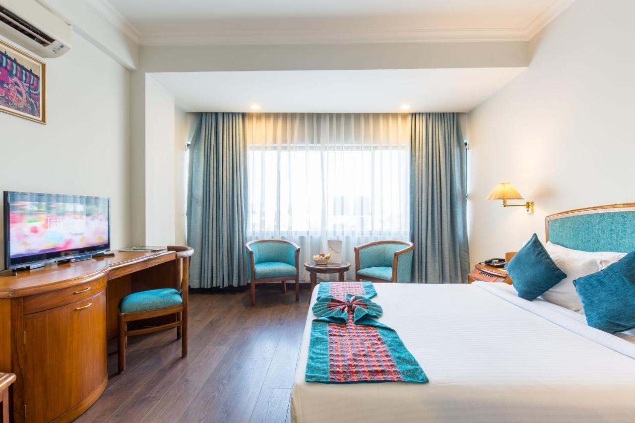 Hotel Le Himalaya Катманду Экстерьер фото